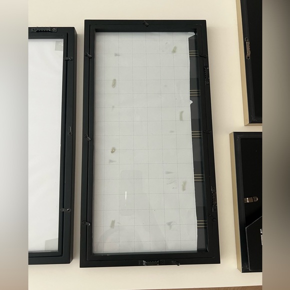 Picture Frames - Picture 6 of 10